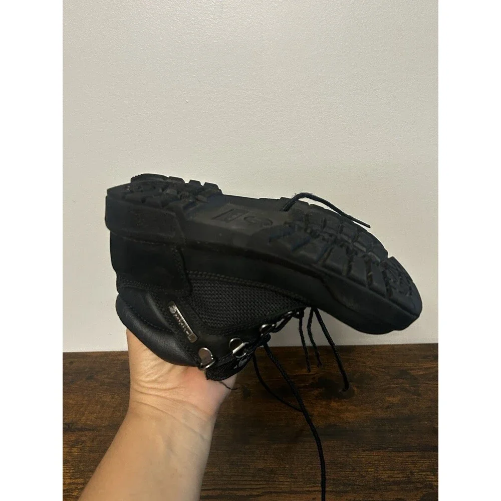 Timberland Kids Field Boots In Black Nubuck Leather Size 1.5 M Youth